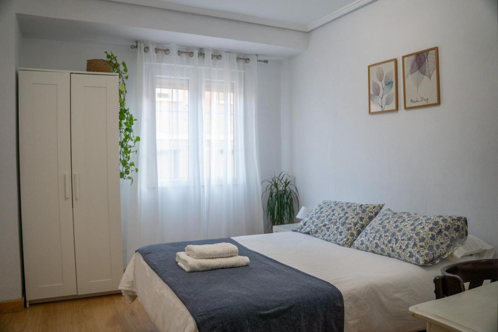 Ferienwohnung Piso Completo Cerca De Estacion Bus, Tren Y Ferrys Santander Exterior foto